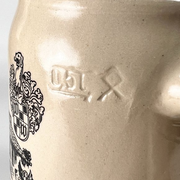 Vtg Oktoberfest 1984 Beer Stein Mug .5 L Stoneware Studio Wagner 8671 Barware - Picture 5 of 11
